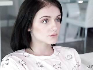 Rosalyn Sphinx - Uncontrollable Orgasms